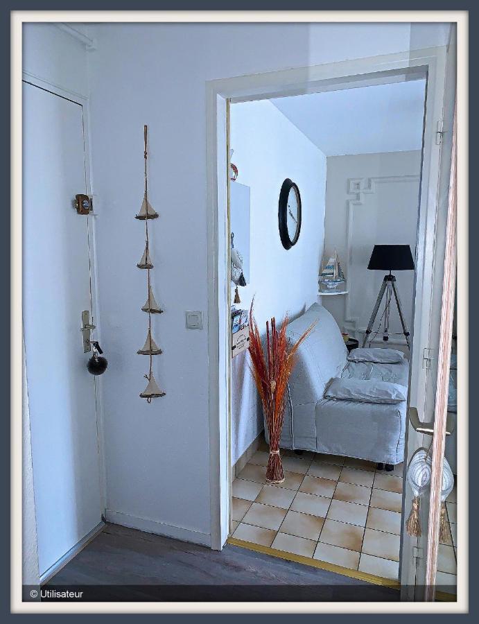 Cabourg, Appartement Plain Pied Avec Terrasse Acces Direct A La Plage Exterior foto